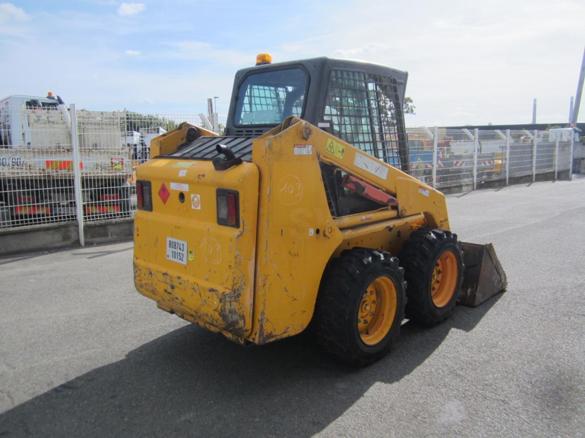 Bobcat S130 - Mini încărcător: Foto 5 Bobcat S130 - Mini încărcător: Foto 5