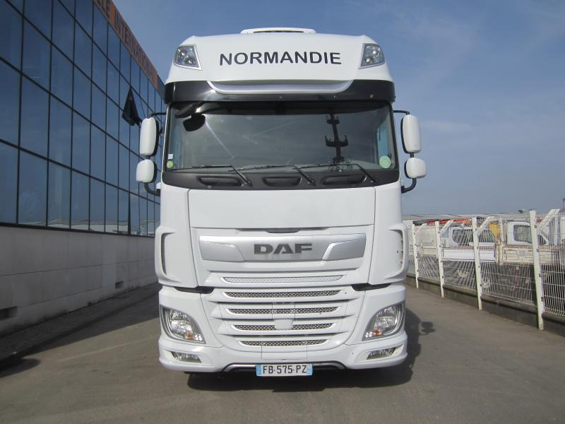 DAF XF 480 - Cap tractor: Foto 2 DAF XF 480 - Cap tractor: Foto 2