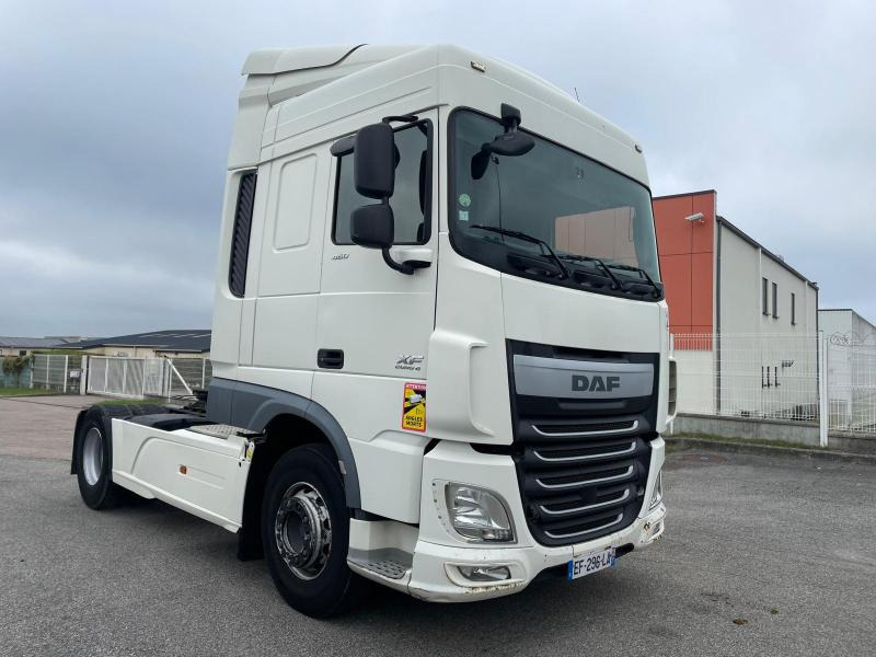 DAF XF460 - Cap tractor: Foto 2 DAF XF460 - Cap tractor: Foto 2