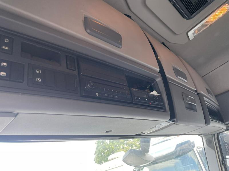 Cap tractor Renault Gamme T 460: Foto 9 Cap tractor Renault Gamme T 460: Foto 9