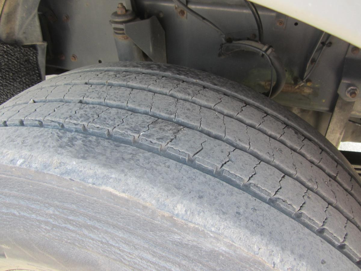 DAF XF105 460 - Camion platformă: Foto 4 DAF XF105 460 - Camion platformă: Foto 4