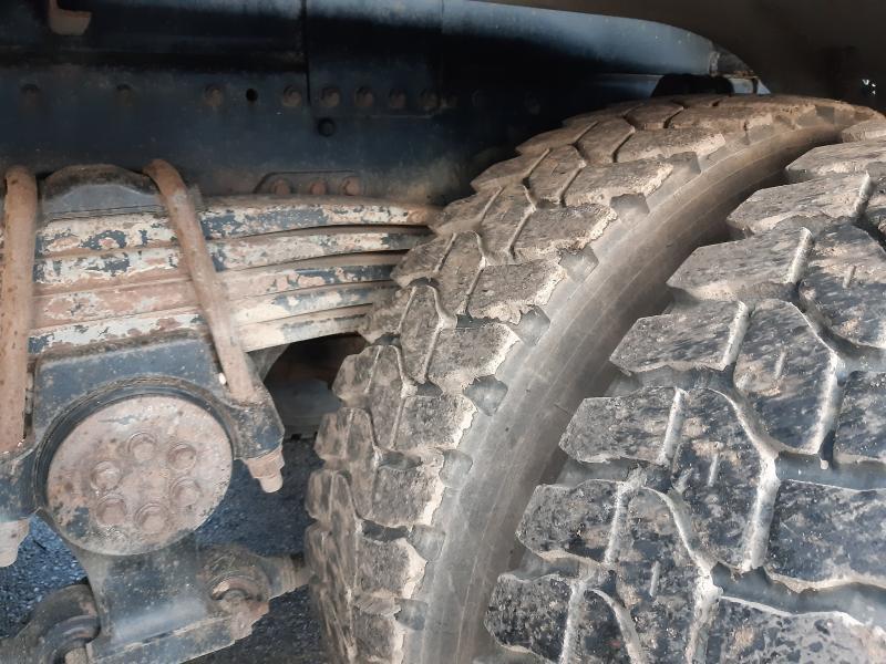 MAN TGA 35.390 - Camion basculantă: Foto 3 MAN TGA 35.390 - Camion basculantă: Foto 3