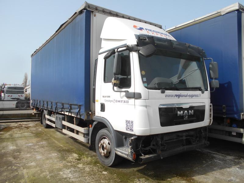MAN TGL 12.220 - Camion cu prelată: Foto 1 MAN TGL 12.220 - Camion cu prelată: Foto 1