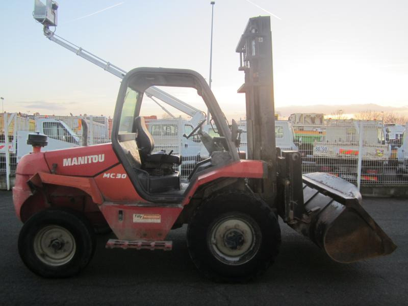 Manitou MC30 - Stivuitor diesel: Foto 5 Manitou MC30 - Stivuitor diesel: Foto 5