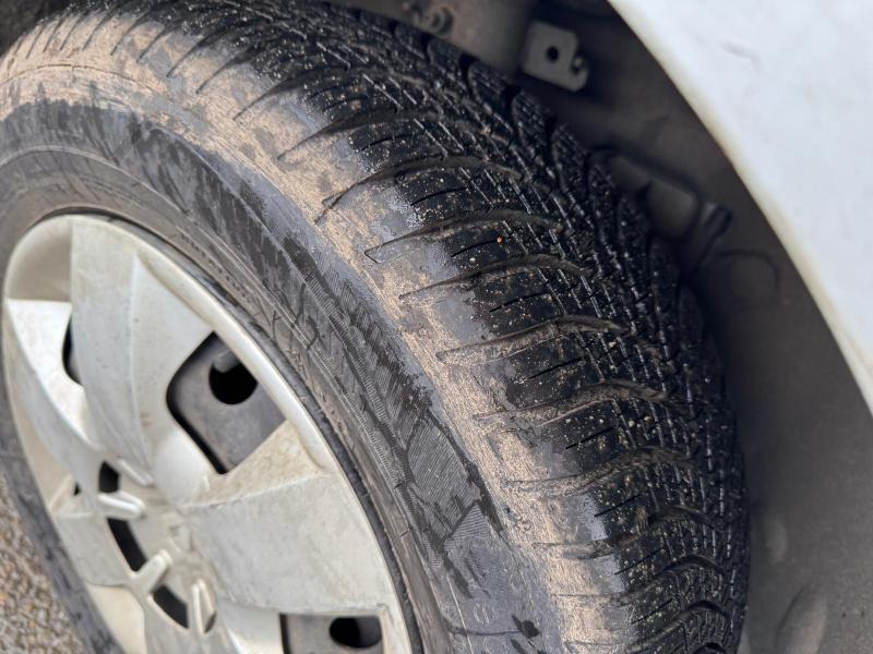 Renault Kangoo 1.5 DCI - Dubă: Foto 4 Renault Kangoo 1.5 DCI - Dubă: Foto 4