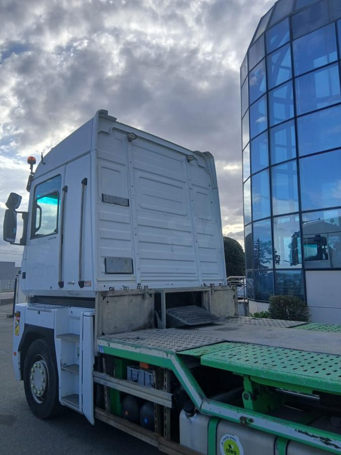 Renault Magnum 440 DXI - Camion platformă: Foto 4 Renault Magnum 440 DXI - Camion platformă: Foto 4