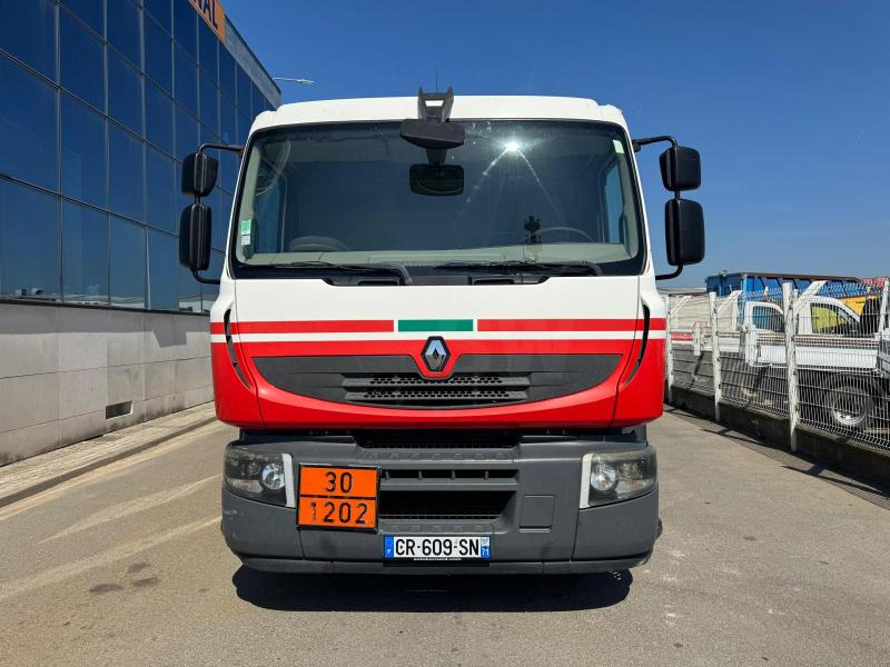 Renault Premium - Camion cisternă: Foto 2 Renault Premium - Camion cisternă: Foto 2