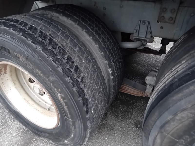 Scania 93 250 - Camion cisternă: Foto 5 Scania 93 250 - Camion cisternă: Foto 5