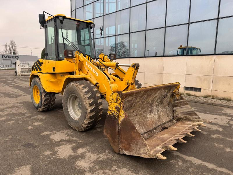 Volvo L 35 BZ - Încărcător frontal pe pneuri: Foto 2 Volvo L 35 BZ - Încărcător frontal pe pneuri: Foto 2