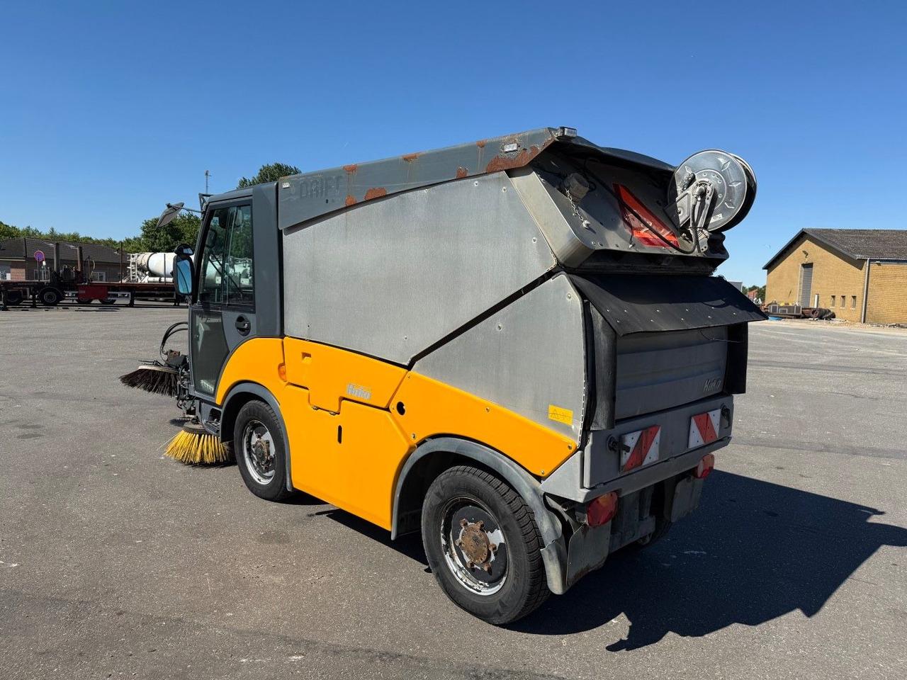 Hako Citymaster 2000 4x4 Euro 5 Kehrmaschine - Măturătoare stradală: Foto 4 Hako Citymaster 2000 4x4 Euro 5 Kehrmaschine - Măturătoare stradală: Foto 4