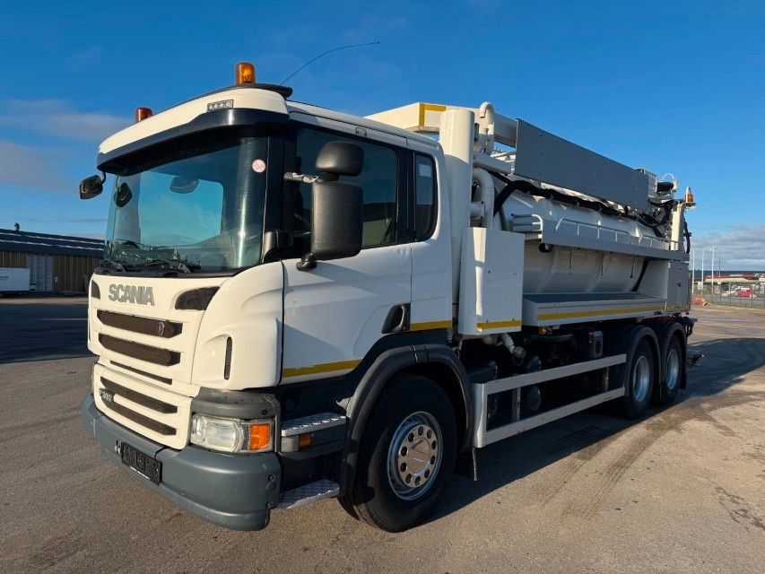 Scania P360 Euro 6 6x4 JHL Hvidtved Larsen FlexLine 312 - Maşină pentru vidanjări: Foto 1 Scania P360 Euro 6 6x4 JHL Hvidtved Larsen FlexLine 312 - Maşină pentru vidanjări: Foto 1