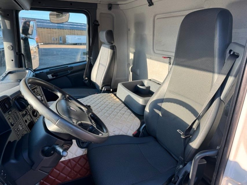 Scania P360 Euro 6 6x4 JHL Hvidtved Larsen FlexLine 312 - Maşină pentru vidanjări: Foto 5 Scania P360 Euro 6 6x4 JHL Hvidtved Larsen FlexLine 312 - Maşină pentru vidanjări: Foto 5