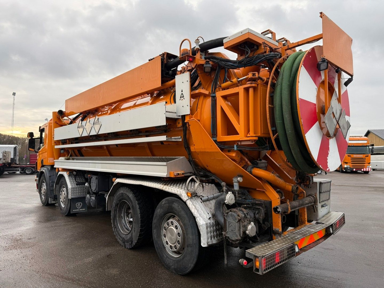 Scania P380 8x2*6 Hvidtved Larsen Flexline 414 - Maşină pentru vidanjări: Foto 4 Scania P380 8x2*6 Hvidtved Larsen Flexline 414 - Maşină pentru vidanjări: Foto 4