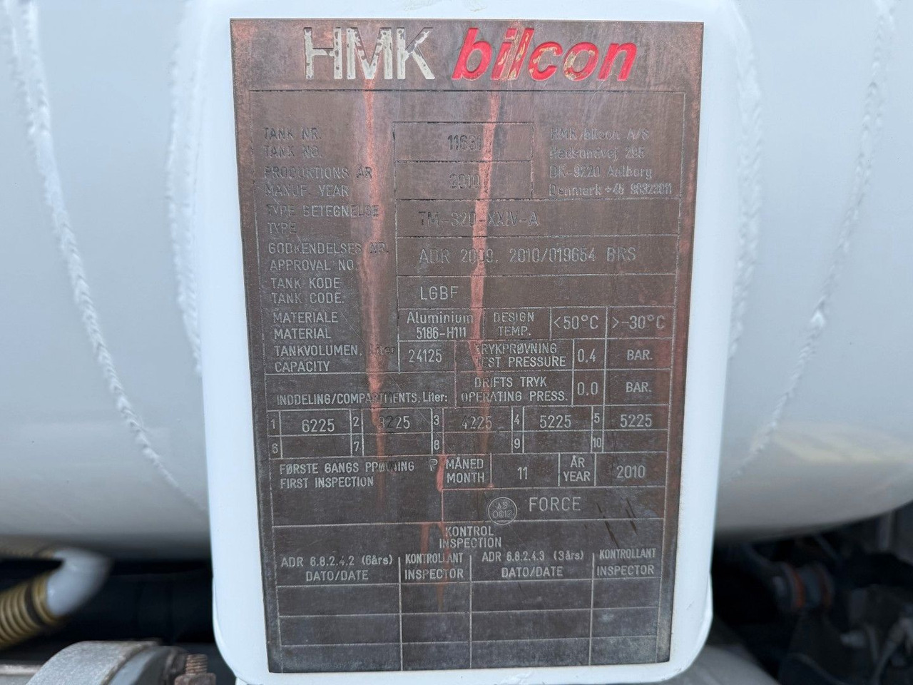 Scania P400 8x2*6 HMK Bilcon 24.000 l. ADR Euro 5 - Camion cisternă: Foto 5 Scania P400 8x2*6 HMK Bilcon 24.000 l. ADR Euro 5 - Camion cisternă: Foto 5