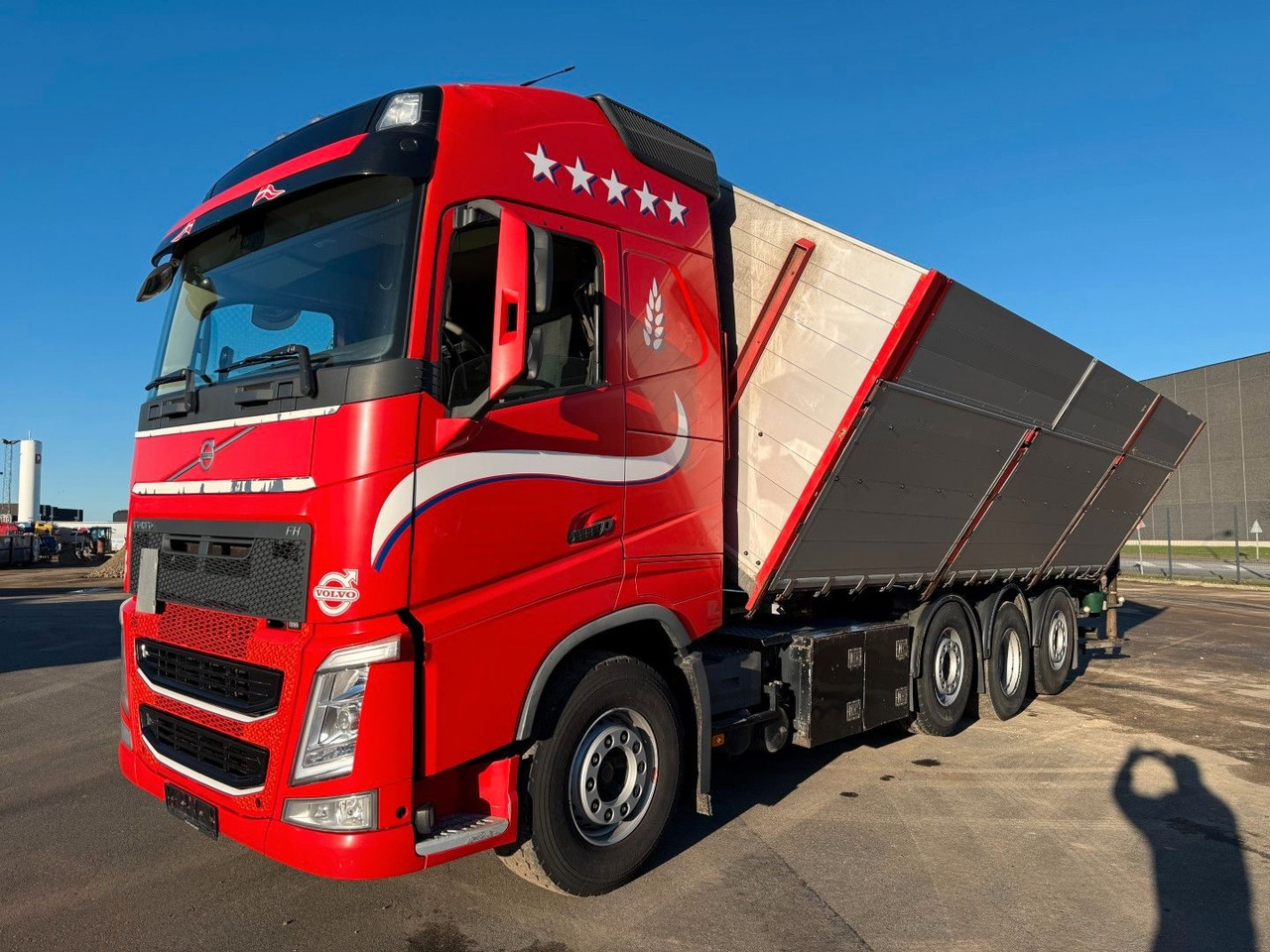 Volvo FH 500 8x2*6 Tipper / Kran / Crane / HMF 2120 - Camion cu macara: Foto 5 Volvo FH 500 8x2*6 Tipper / Kran / Crane / HMF 2120 - Camion cu macara: Foto 5