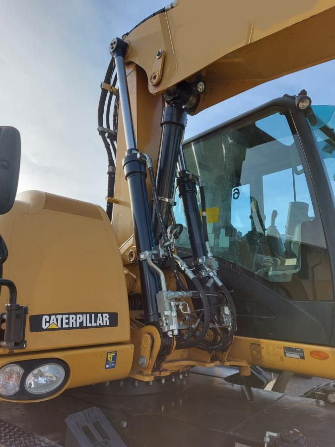 Caterpillar M313D VAH - Excavator pe roţi: Foto 5 Caterpillar M313D VAH - Excavator pe roţi: Foto 5