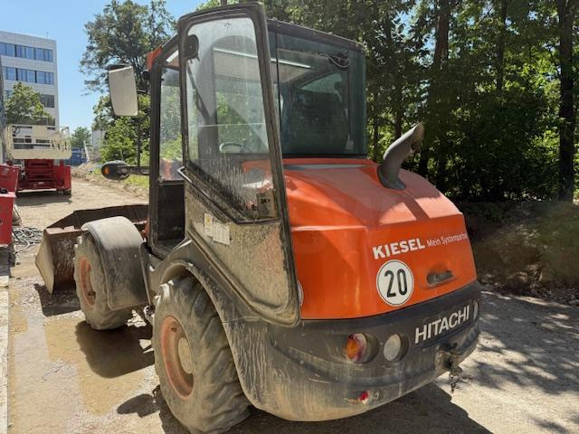 Hitachi ZW75-6V - Încărcător frontal pe pneuri: Foto 3 Hitachi ZW75-6V - Încărcător frontal pe pneuri: Foto 3