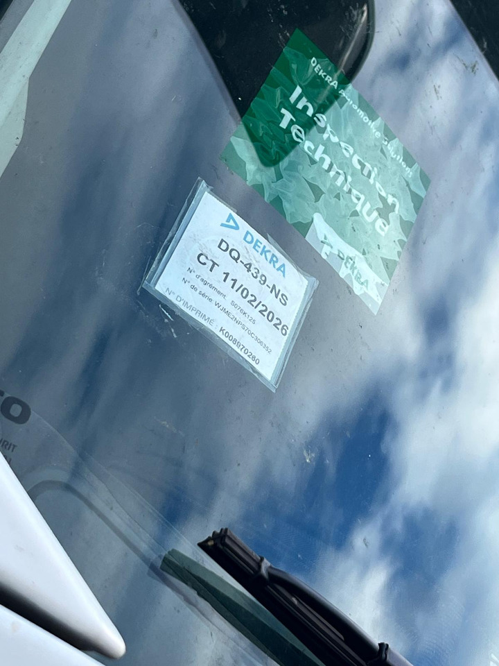 Iveco Eurotrakker 260E36 - Camion platformă: Foto 5 Iveco Eurotrakker 260E36 - Camion platformă: Foto 5