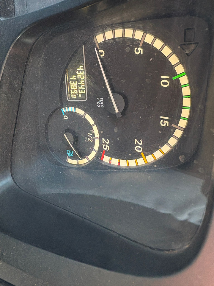 Mercedes Arocs 3240 - Camion platformă: Foto 5 Mercedes Arocs 3240 - Camion platformă: Foto 5