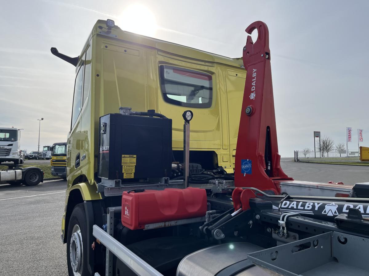 DAF XD 450 FAN - Camion cu cârlig: Foto 4 DAF XD 450 FAN - Camion cu cârlig: Foto 4