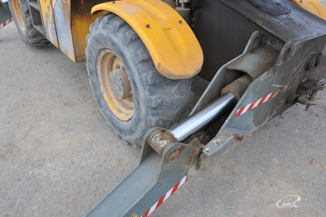 Încărcător pe roți telescopic Dieci Pegasus: Foto 13 Încărcător pe roți telescopic Dieci Pegasus: Foto 13