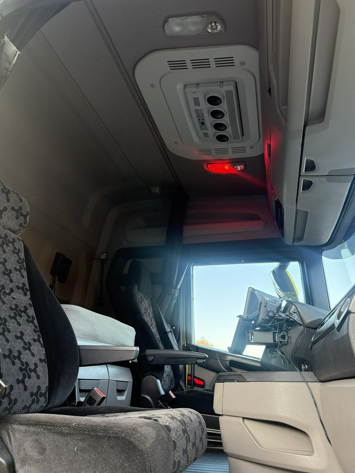 Cap tractor Scania R450 E6 4x2 Standard Niska Kabina Bogato Wyposażona !!!: Foto 20 Cap tractor Scania R450 E6 4x2 Standard Niska Kabina Bogato Wyposażona !!!: Foto 20
