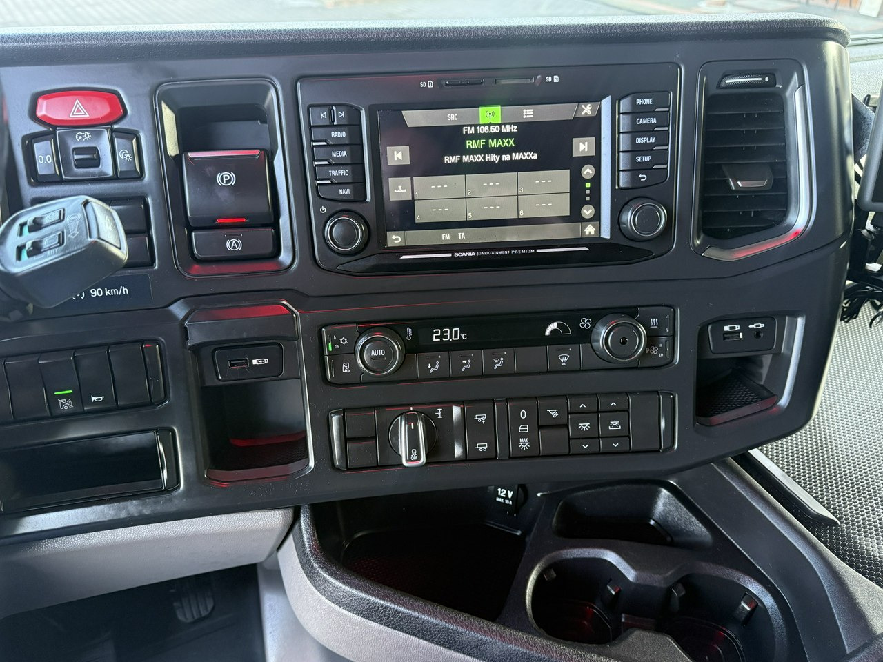 Cap tractor Scania R450 E6 4x2 Standard Niska Kabina Bogato Wyposażona !!!: Foto 16 Cap tractor Scania R450 E6 4x2 Standard Niska Kabina Bogato Wyposażona !!!: Foto 16