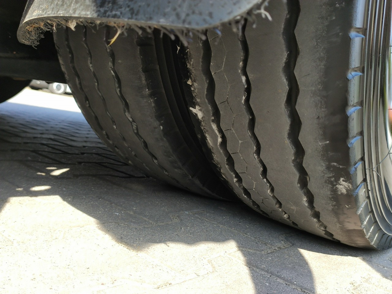 Semiremorcă transport agabaritic EMTECH Ład-33.3 tony 3osie Tylna oś skrętna Przednia Podnoszona: Foto 12 Semiremorcă transport agabaritic EMTECH Ład-33.3 tony 3osie Tylna oś skrętna Przednia Podnoszona: Foto 12