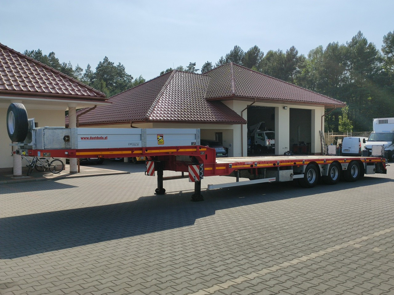 EMTECH Ład-33.3 tony 3osie Tylna oś skrętna Przednia Podnoszona - Semiremorcă transport agabaritic: Foto 4 EMTECH Ład-33.3 tony 3osie Tylna oś skrętna Przednia Podnoszona - Semiremorcă transport agabaritic: Foto 4