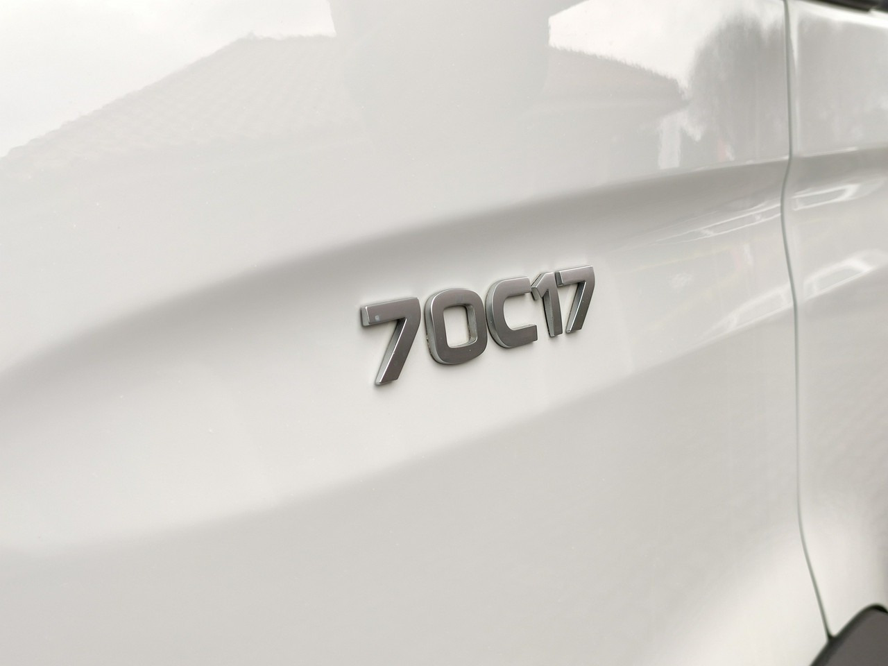 Iveco Daily 70C18 V H - Autoutilitară cu prelată: Foto 5 Iveco Daily 70C18 V H - Autoutilitară cu prelată: Foto 5