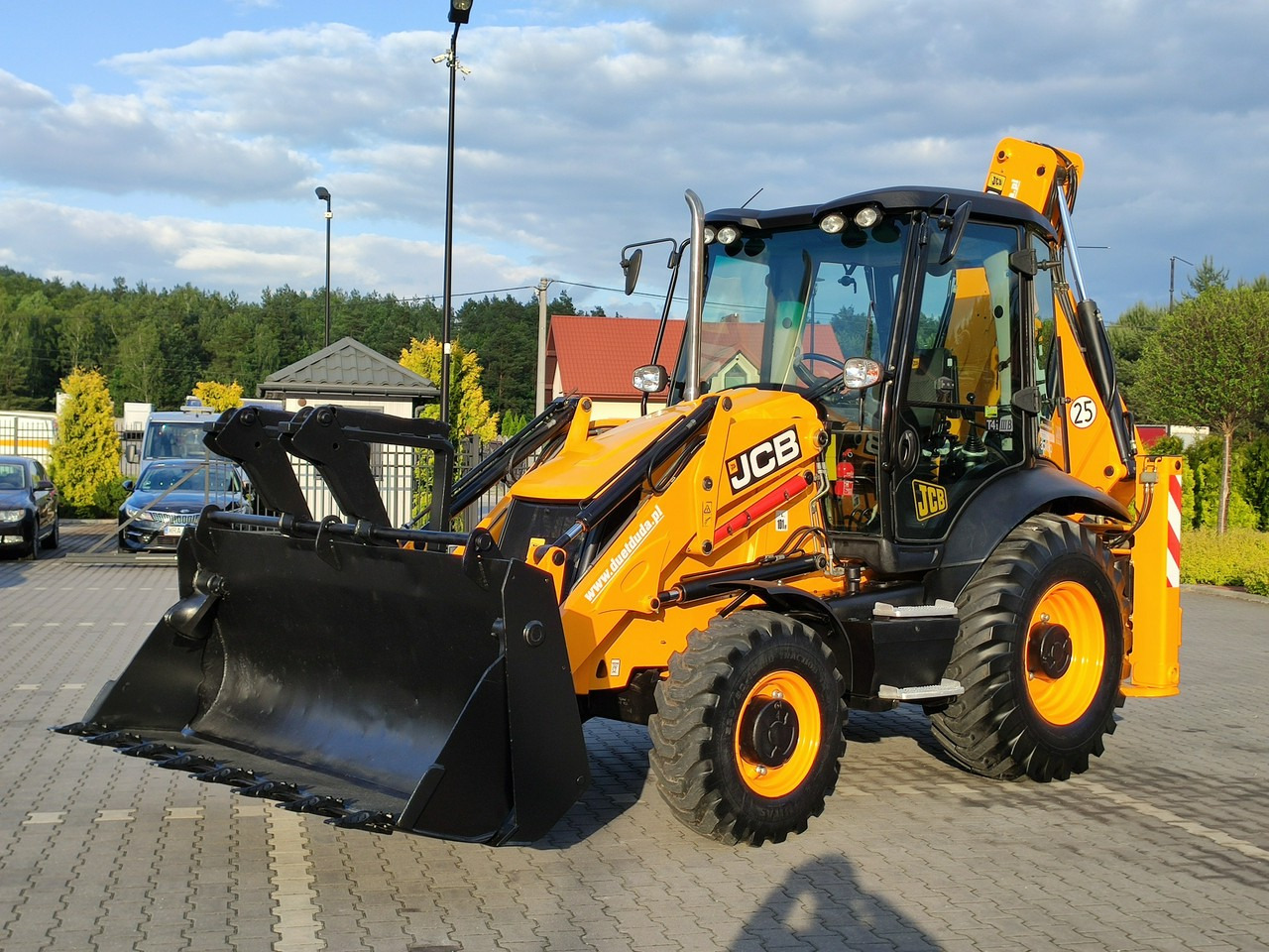 JCB 3CX - Buldoexcavator: Foto 1 JCB 3CX - Buldoexcavator: Foto 1