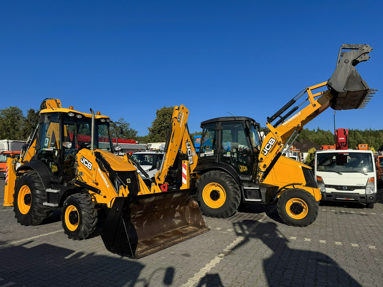 JCB 3CX - Buldoexcavator: Foto 1 JCB 3CX - Buldoexcavator: Foto 1