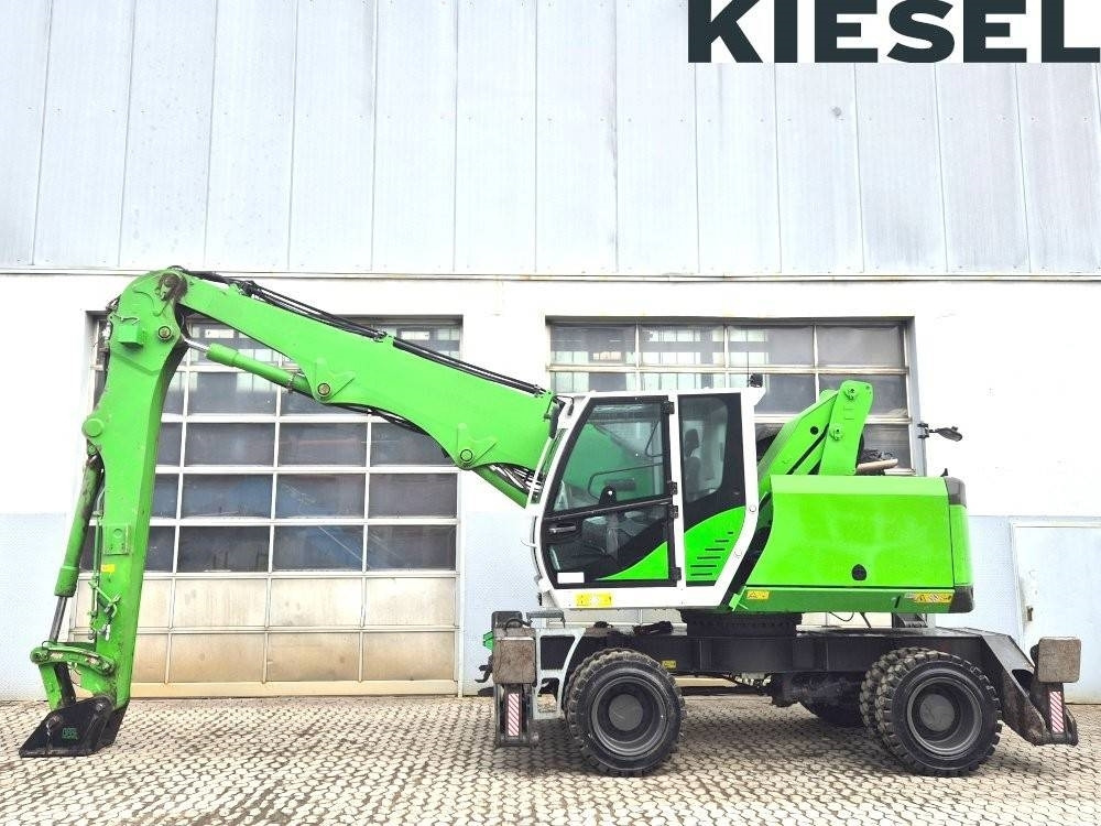 Sennebogen 817 - Excavator pentru manipulare de materiale: Foto 1 Sennebogen 817 - Excavator pentru manipulare de materiale: Foto 1