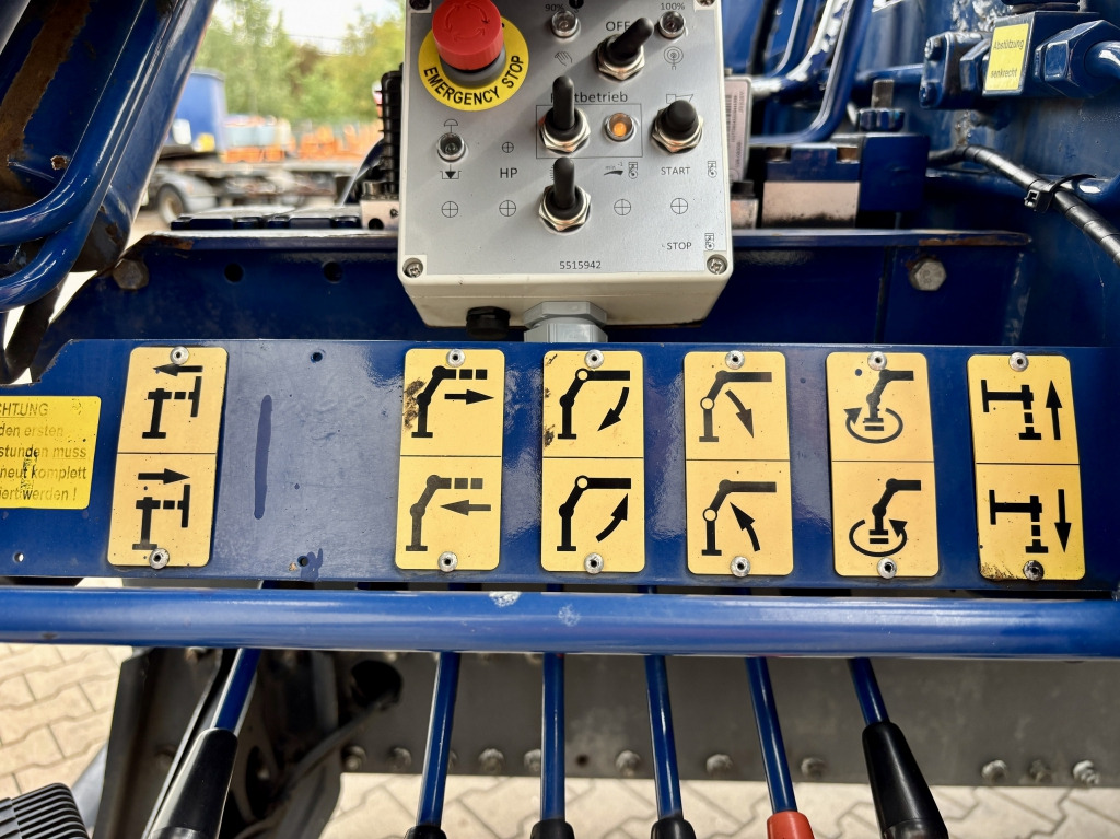 MAN TGS 18.360 4x2 LL / MKG HLK 121 Heckkran - Camion platformă: Foto 5 MAN TGS 18.360 4x2 LL / MKG HLK 121 Heckkran - Camion platformă: Foto 5