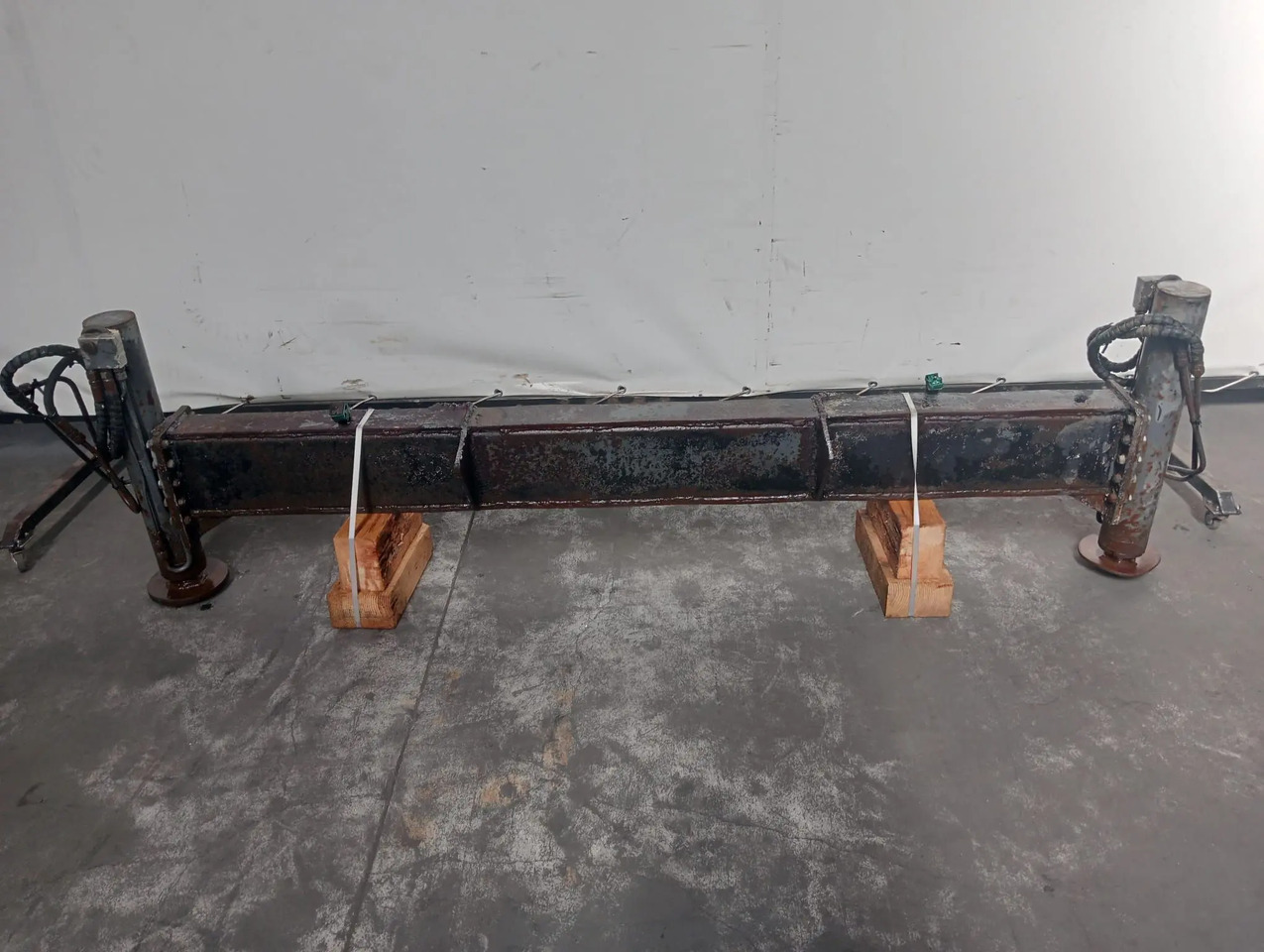 Estabilizador fijo a 2.300 mm - Ataşament pentru Macara: Foto 3 Estabilizador fijo a 2.300 mm - Ataşament pentru Macara: Foto 3