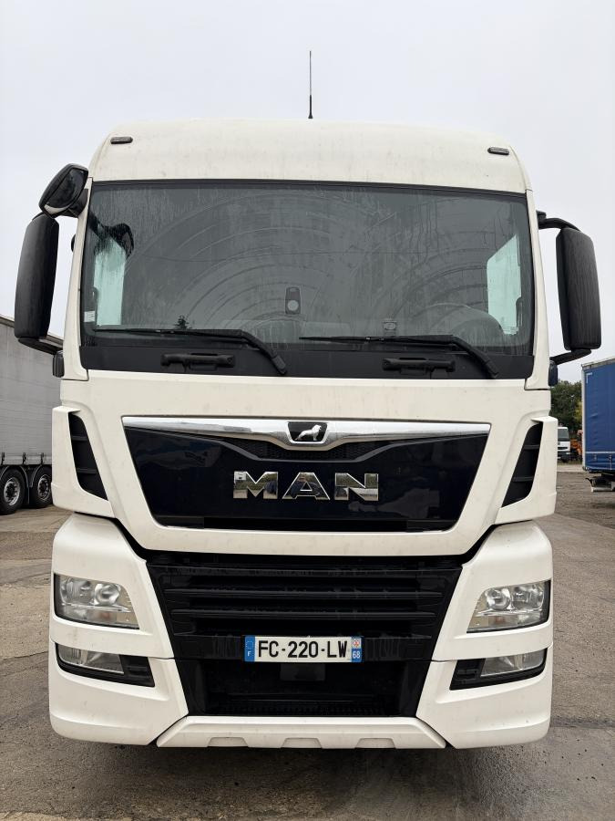 MAN TGX 18.460 - Cap tractor: Foto 2 MAN TGX 18.460 - Cap tractor: Foto 2