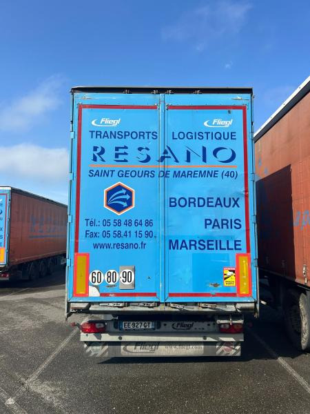 Fliegl - Semiremorcă prelată: Foto 2 Fliegl - Semiremorcă prelată: Foto 2