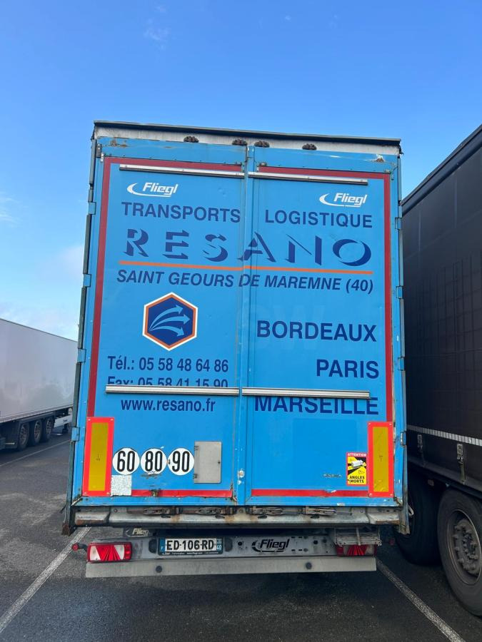 Fliegl - Semiremorcă prelată: Foto 5 Fliegl - Semiremorcă prelată: Foto 5