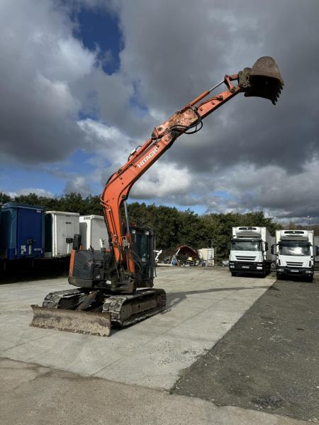 Hitachi ZX85USB-5A - Excavator pe şenile: Foto 3 Hitachi ZX85USB-5A - Excavator pe şenile: Foto 3