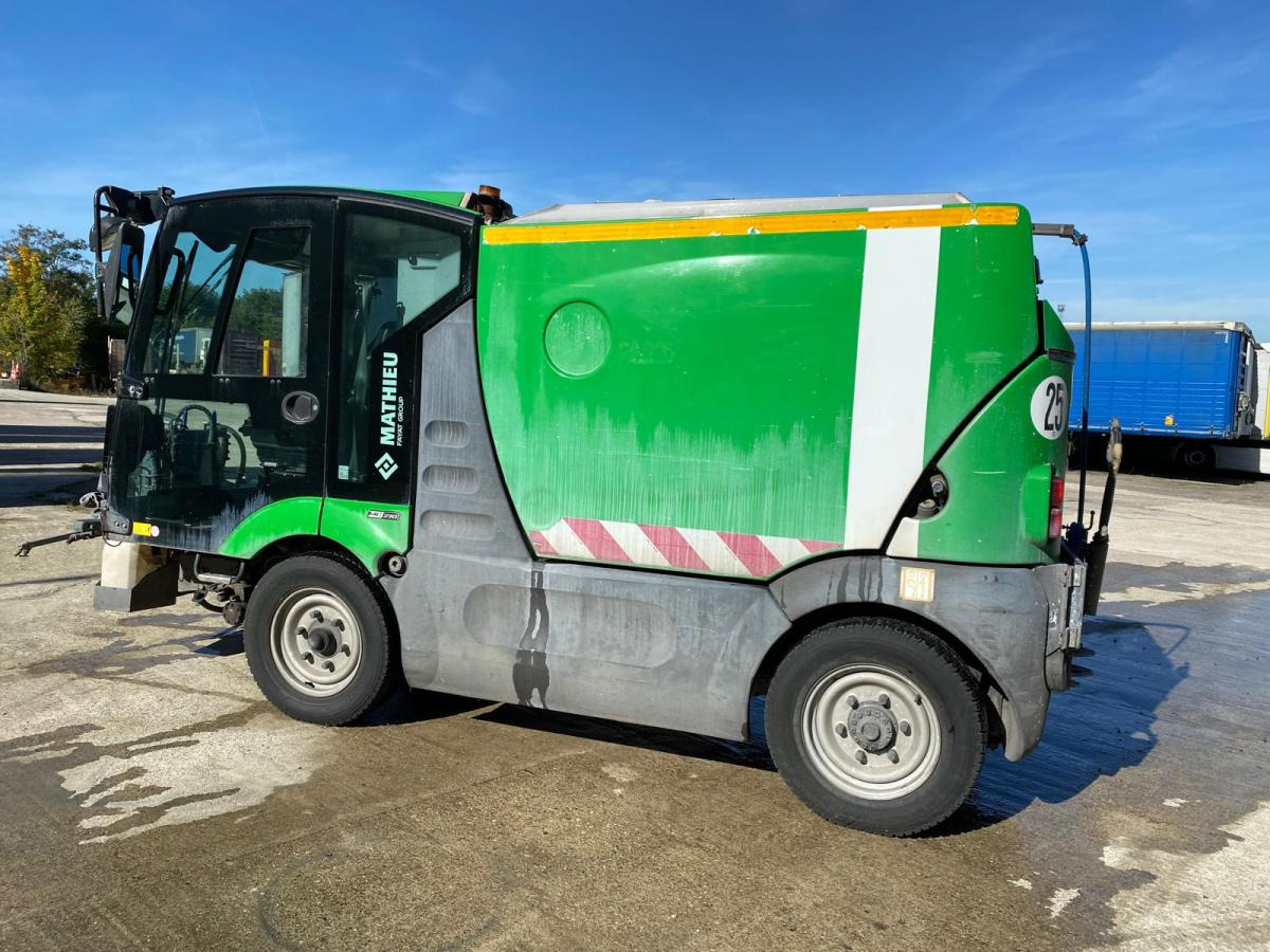 Mathieu Azura MC210 - Măturătoare stradală: Foto 5 Mathieu Azura MC210 - Măturătoare stradală: Foto 5