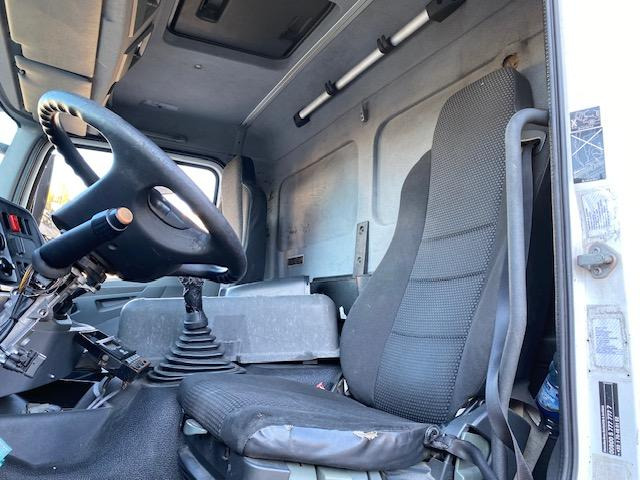 Mercedes Axor 1829 - Camion frigider: Foto 4 Mercedes Axor 1829 - Camion frigider: Foto 4