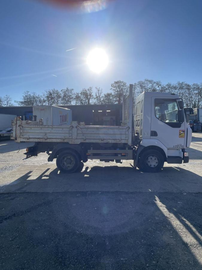 Renault Midlum 160 - Camion basculantă: Foto 2 Renault Midlum 160 - Camion basculantă: Foto 2