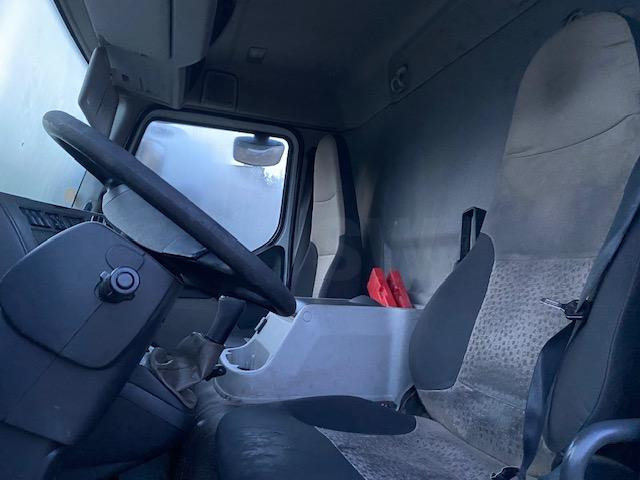 Renault Midlum 180 - Camion furgon: Foto 4 Renault Midlum 180 - Camion furgon: Foto 4