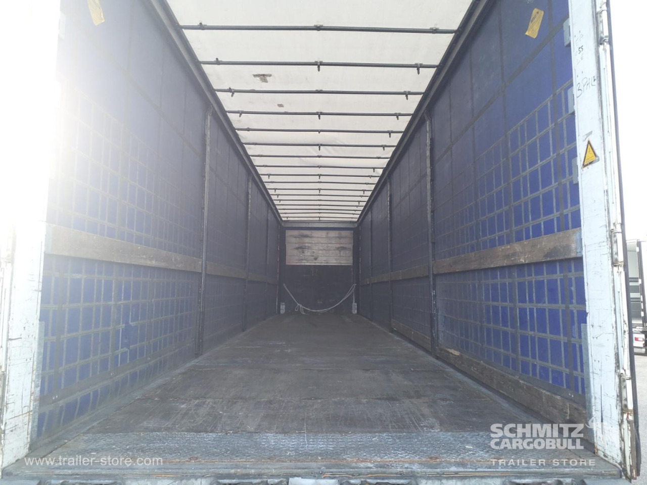 SCHMITZ Curtainsider Standard - Semiremorcă prelată: Foto 5 SCHMITZ Curtainsider Standard - Semiremorcă prelată: Foto 5