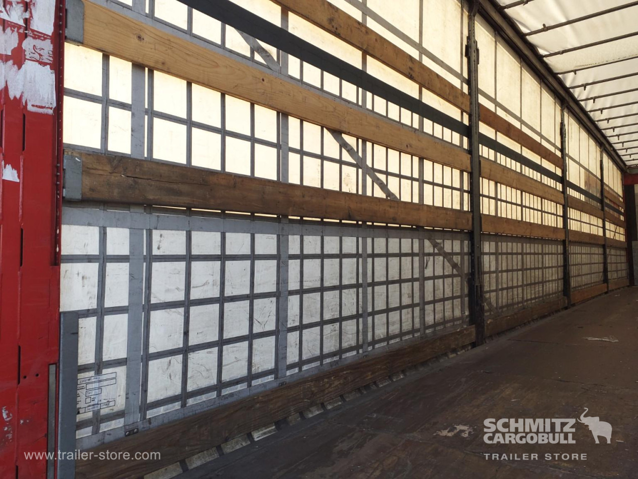 SCHMITZ Curtainsider Standard - Semiremorcă prelată: Foto 3 SCHMITZ Curtainsider Standard - Semiremorcă prelată: Foto 3