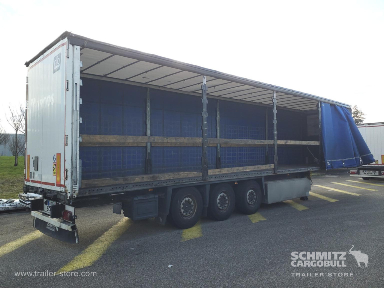 SCHMITZ Curtainsider Standard - Semiremorcă prelată: Foto 4 SCHMITZ Curtainsider Standard - Semiremorcă prelată: Foto 4