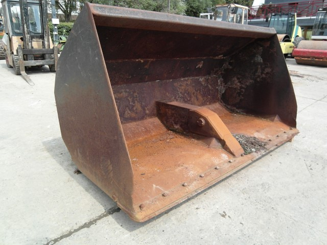 Case - Cupă incărcător: Foto 2 Case - Cupă incărcător: Foto 2