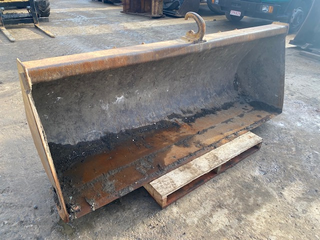 JCB 3 CX - Cupă incărcător: Foto 2 JCB 3 CX - Cupă incărcător: Foto 2