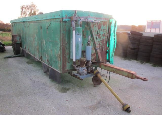 Melkwagen 6 Stehplätze - Echipamente pentru muls: Foto 2 Melkwagen 6 Stehplätze - Echipamente pentru muls: Foto 2