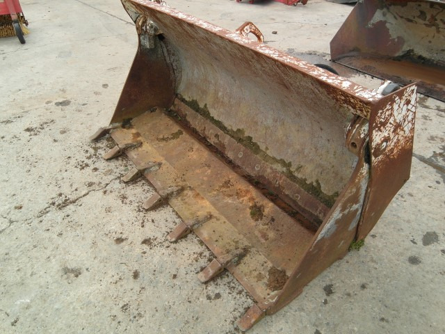 Volvo L 30 - Cupă incărcător: Foto 1 Volvo L 30 - Cupă incărcător: Foto 1